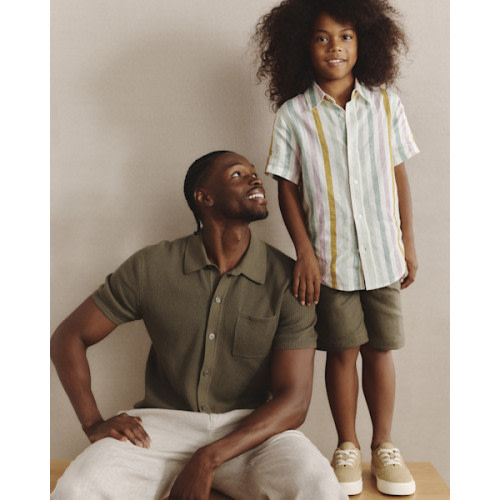 100% European Linen Pull-On Shorts in Bayberry Olive