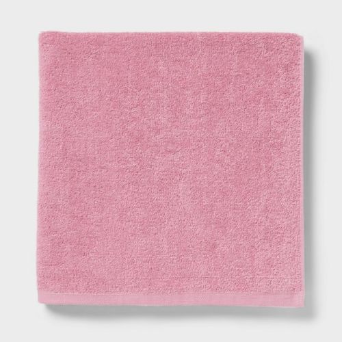 Everyday Oversized Bath Towel Pink - Room Essentials™