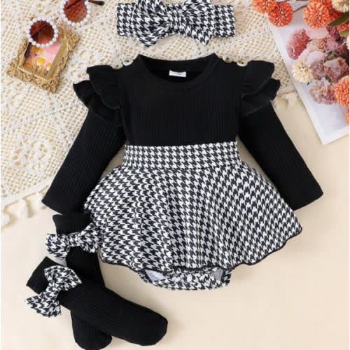 1pc Infant/Toddler Girls' Cute Long Sleeve Ribbed Patchwork Romper, Lightweight For Spring/Autumn