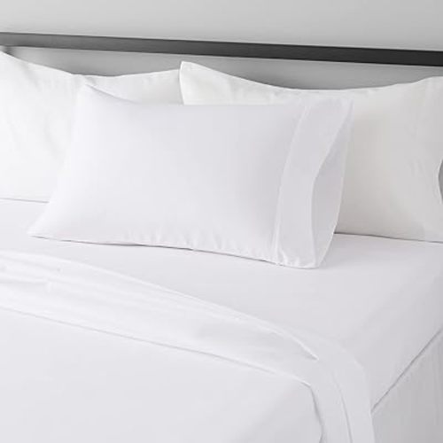 Amazon Basics Lightweight Super Soft Easy Care Wrinkle-Resistant Microfiber 3-Piece Bed Sheet Set with 14-Inch Deep Pockets, Fade Resistant, Twin, Bright White, Solid