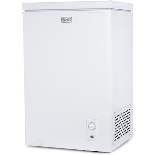 BLACK+DECKER 2.7 Cu. Ft. Compact Chest Freezer, BCFK276, White
