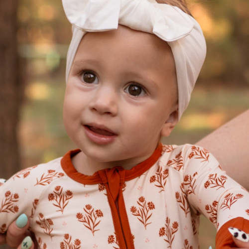 Infant Knot Head Bow in White