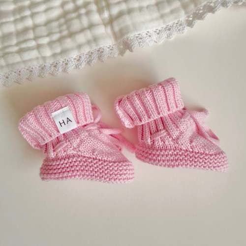 Organic Cotton Knit Baby Booties – Pink