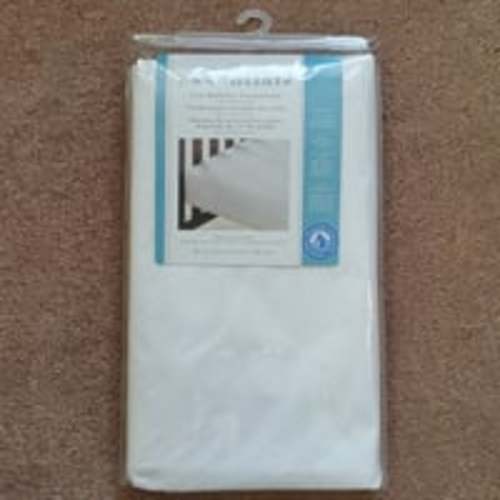 BRAND NEW Koala Baby crib mattress encasement 100% waterproof, washable