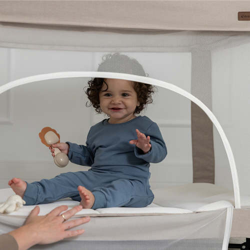 Eris One-Hand Playard with Bassinet
