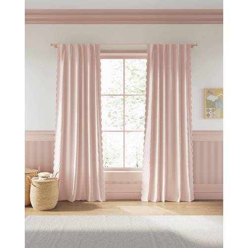Scallop Edge Blackout Curtain