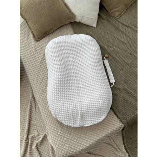 Organic Cotton Waffle Snuggle Me Cover - White