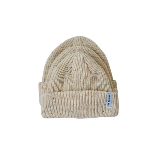 Thick knit cuff Beanie in Cream Speck
