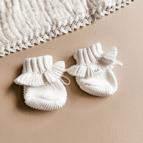 White Organic Cotton Knit Newborn Baby Ruffle Booties