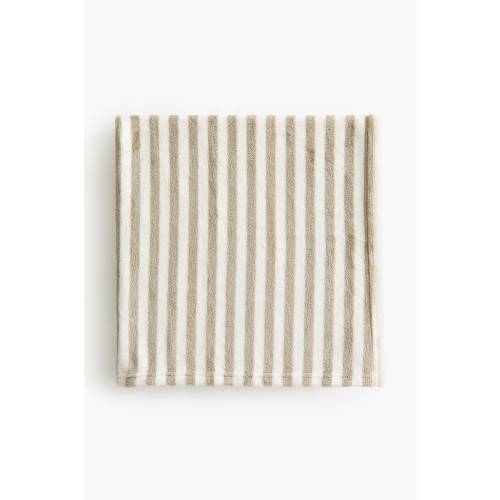 STRIPED FLEECE BLANKET