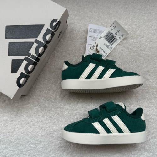 Adidas Kids Sneakers in Green and White