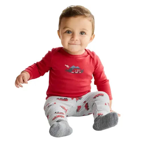 Carter's Baby 4-piece Layette Set | Costco