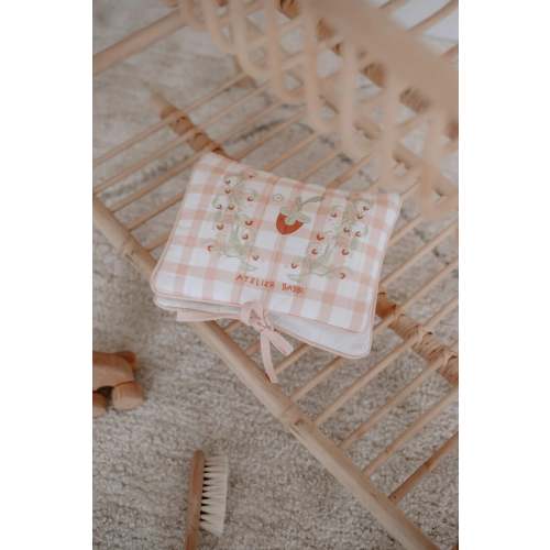 Wet Wipes & Diaper Clutch - Strawberry