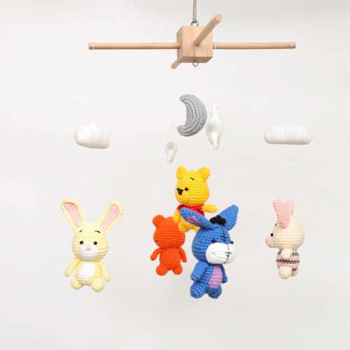 Crochet  Winnie the Pooh Baby Mobile. Winnie the Pooh and Friends , winnie the pooh, tigger, eeyore, baby shower decor. Baby Shower Gift.