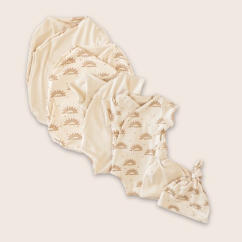 NEWBORN ESSENTIALS BUNDLE