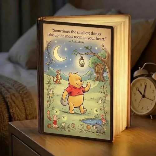 Winnie the Pooh Nursery Lamp, Personalized Pooh Bear Night Light, Baby Shower Gif, Personalized Bookish Gift, Classic Pooh Decor