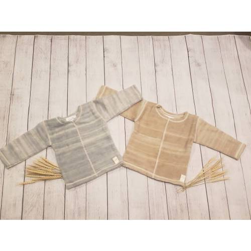 Organic Merino Wool baby sweater, Minimalist baby Unisex Overhead cardigan, Baby Shower Gift, cozy sweater