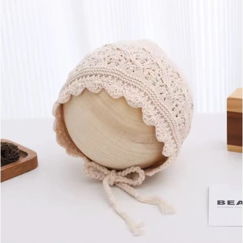 Crochet Bonnet - Oat