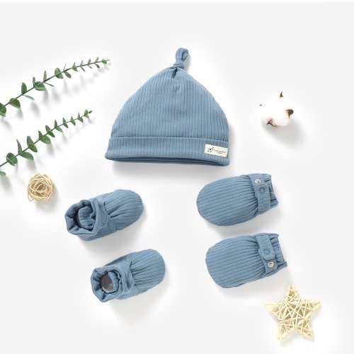 Tiny Alpaca | Organic Cotton Newborn Ribbed Anti-Slip Mittens, Booties, and Hat Set | 0-12 Months | Baby Clothing | Baby Shower Gift | 1 Set