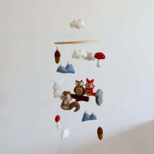 Felt Woodland Animal Baby Mobile | littlelightcollective