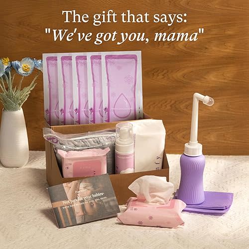 PurComfy 18 Pcs Postpartum Essentials Recovery Kit, Includes 5 Disposable Underwear, 24 Perineal Pad Liners, Perineal Care Foam, 5 Instant Ice Pads, Peri Bottle and 5 Postpartum Pads