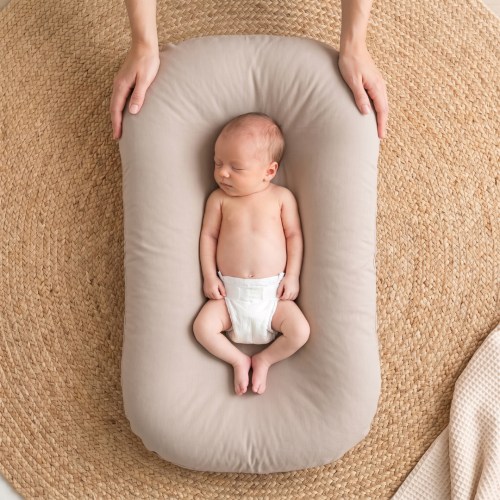 Little Manta Pastel Baby Lounger Nest