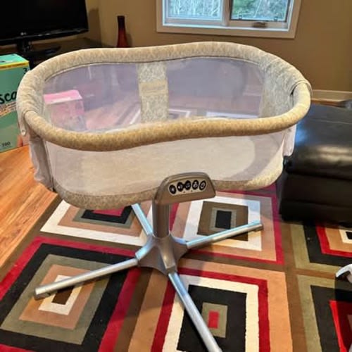 Marketplace Halo bassinet