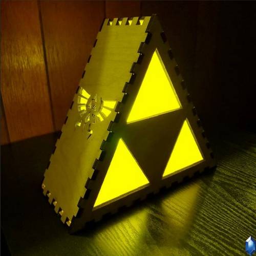 The Legend of Zelda - Triforce Night Lamp 2022