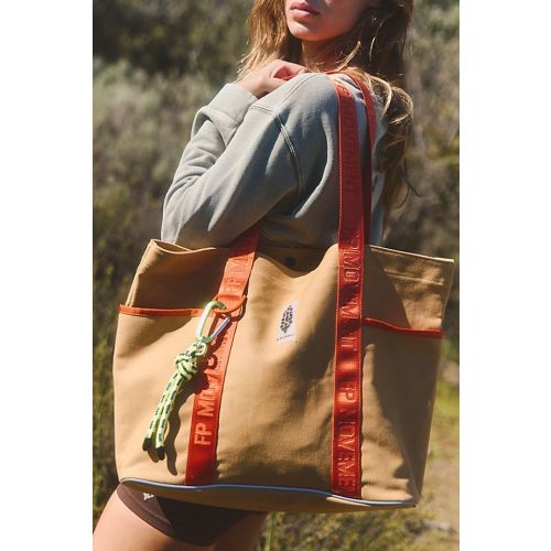 Perfect Time Tote in Black
