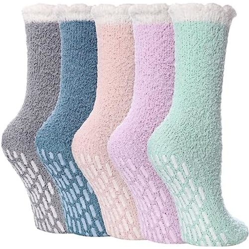 Yebing Non Slip Hospital Socks for Women with Grips Fuzzy Cozy Anti Skid Slipper Socks Winter Warm Soft Fluffy Sleep Socks