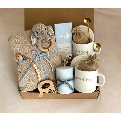 New Baby Gift Box for Family, New Parents Gift Box, Thoughtful Mommy Daddy and Baby Gift Set, Neutral Newborn Keepsake