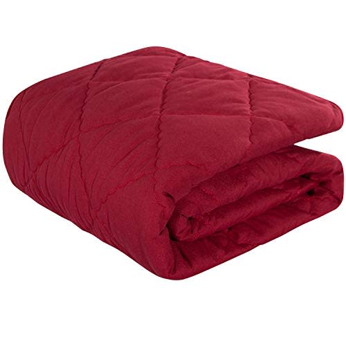 NTBAY Toddler Down Alternative Comforter, 39 x 47, Red | Soft Microfiber Shell with Lightweight Thermal Fiber Fill, Toddler Size Comforter for Beds, Daycare, and Travel