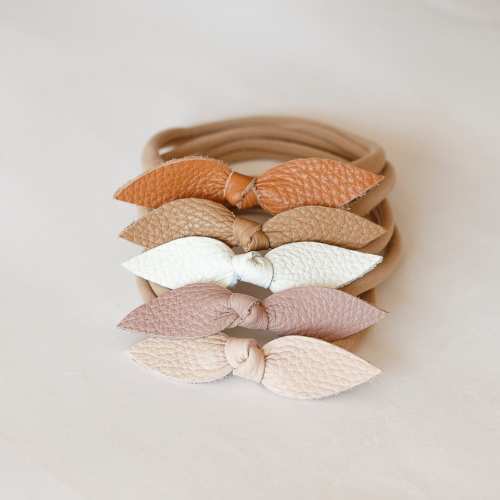 Baby girl hair bows / leather bow/ baby girl headband