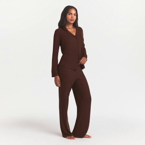 SOFT LOUNGE SLEEP SET | COCOA | SKIMS