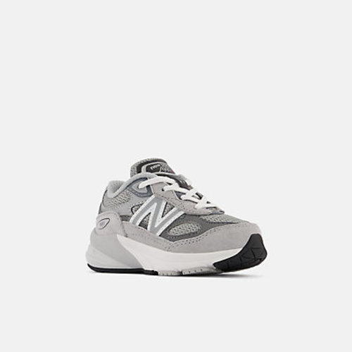 FuelCell 990v6 Lace - New Balance