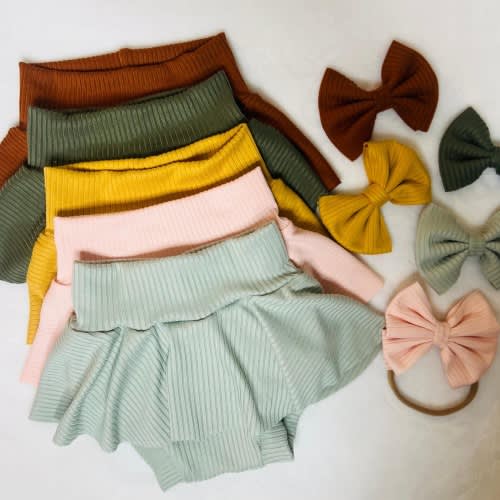 High Waisted Baby Bummies, Fall Baby Clothes, Solid Color Baby Girl Skirted Bummies, Baby Summer Shorts, Baby Bloomers, Cute Diaper Cover
