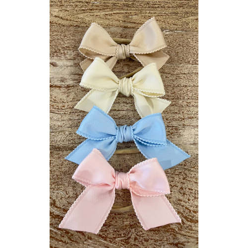 MINI SCALLOP HEADBAND BOW