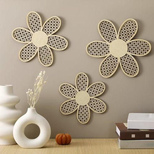 Maitys 3 Pieces Boho Daisy Wall Decor Natural Rattan Flower Wall Hanging Art Wooden Boho Art Nursery Flowers Farmhouse Hanging Decor for Home Office Nursery(Wooden Color)
