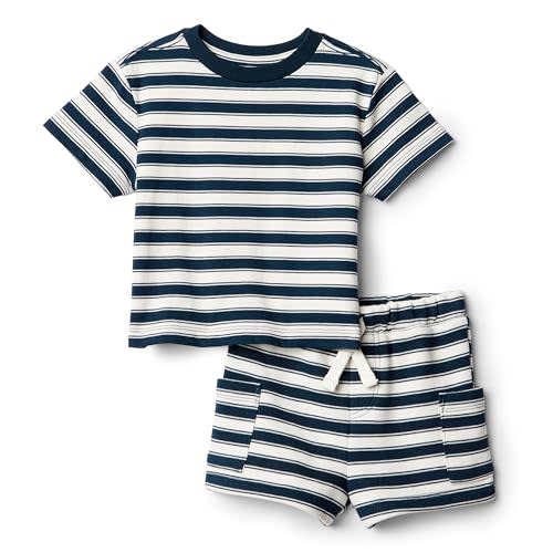 Amazon Essentials x Sofia Grainge Toddlers and Baby Boys' Regular Fit T-Shirt and Short Set