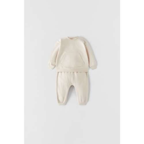 SWEATSHIRT AND PANTS PACK