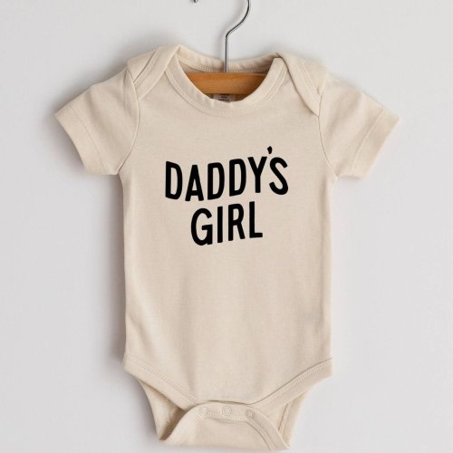 Daddy's Girl Organic Bodysuit SS | Cream - Kicks and Giggles