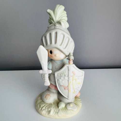 Vintage Precious Moments Figurine 'Onward Christian soldiers' with box, Collectible Keepsake for Home Decor, Perfect Christmas Gift