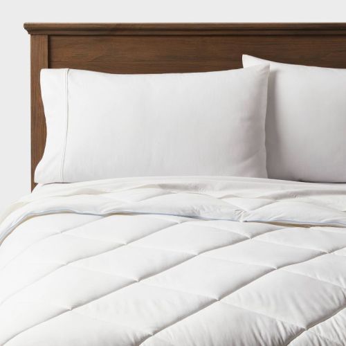 King/California King Cool Touch Down Alternative Duvet Insert - Threshold™