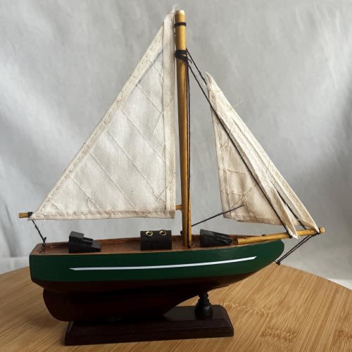 GREEN SAILBOAT Model / Wooden Boat / Vintage Art / Nautical Deco / Home Decoration / Table & Library Decoration