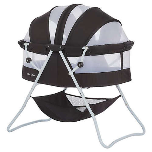 Dream On Me Karley Bassinet in Black
