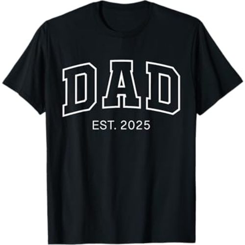Promoted To Dad Est 2025 Daddy To Be Gifts First Time Dad T-Shirt
