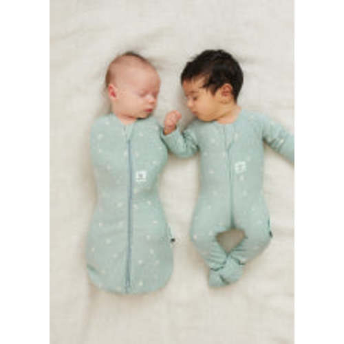 Cocoon Swaddle Bag 2.5 TOG Sage (Warm Pouch) – ergoPouch AU