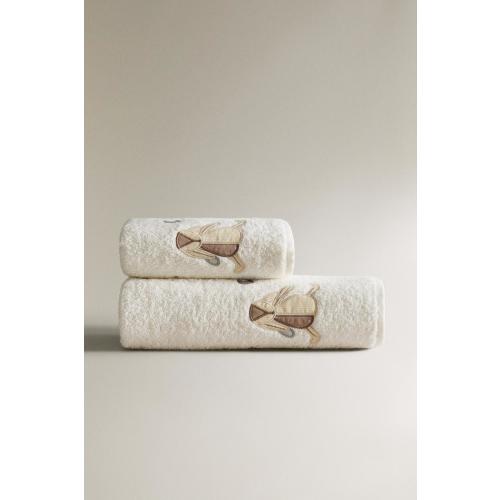 KIDS BUNNY BATH TOWEL - Oyster-white | ZARA United States