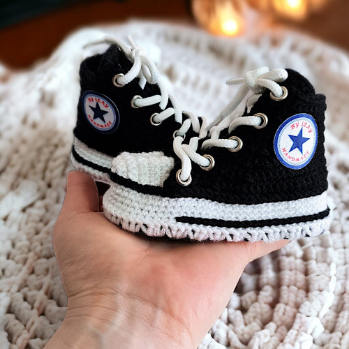 Converse-Style Black Crochet Baby Sneakers | Newborns Organic Booties | Custom Baby Jordan Shoes | Perfect Baby Shower Gift, 0-3, 3-6 Months