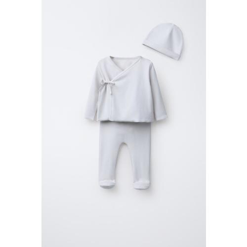 LAYETTE SET WITH POUCH - Pastel blue | ZARA United States